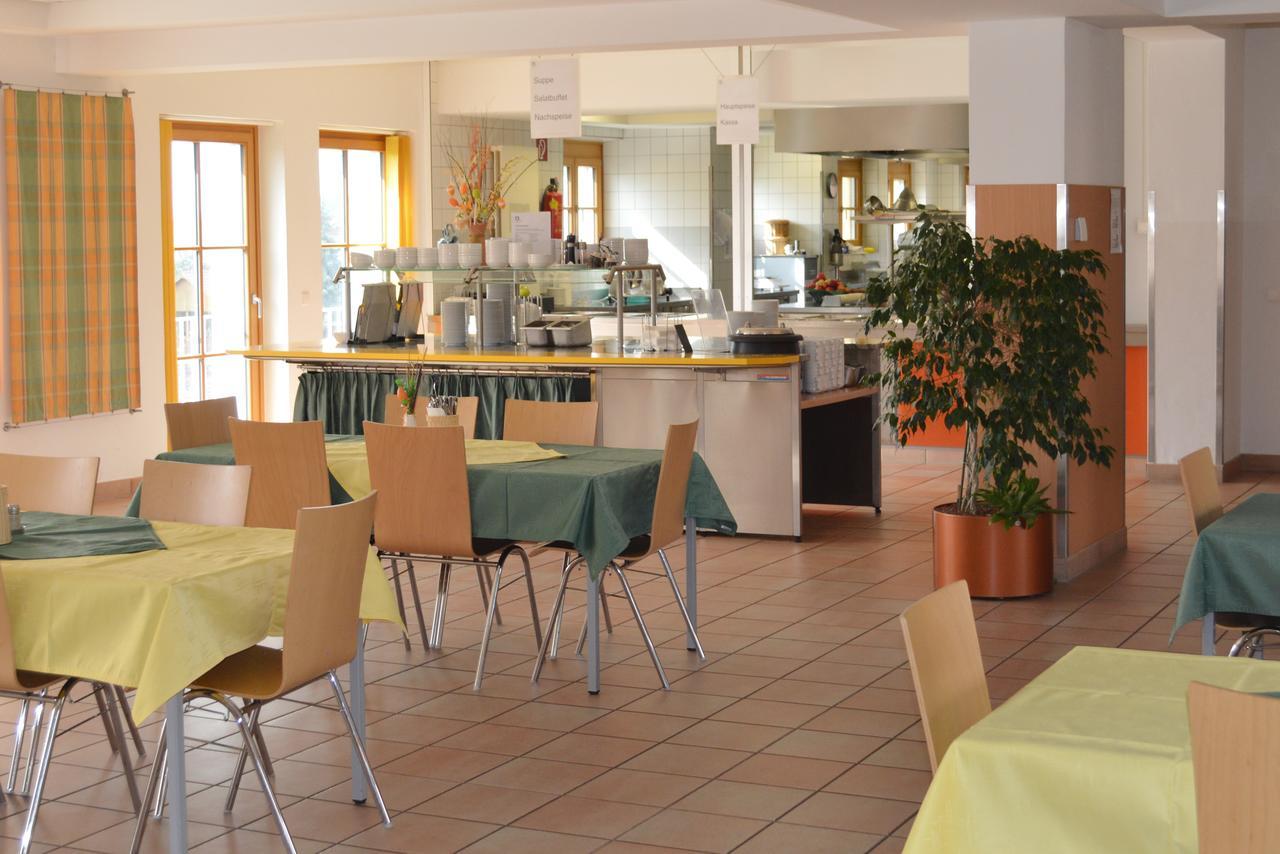 Gaestehaus Der Lk-Technik Mold Exterior photo