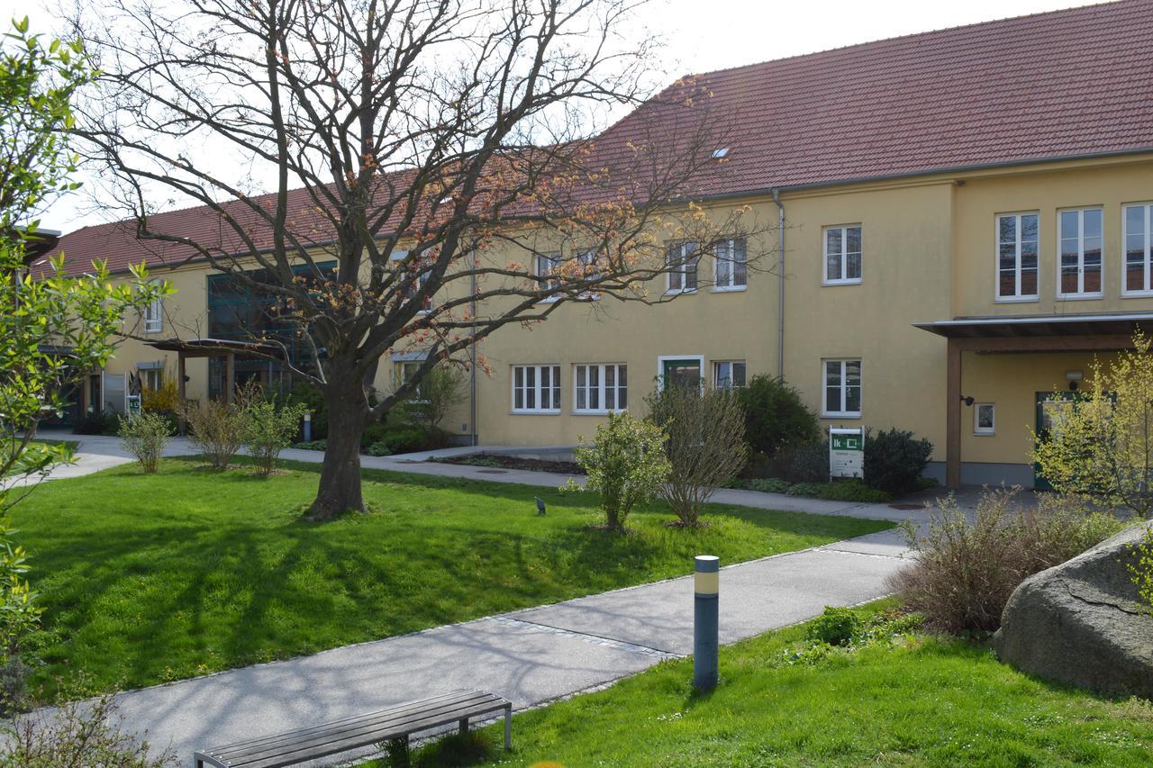 Gaestehaus Der Lk-Technik Mold Exterior photo